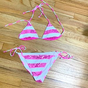 Secret secret small top and large bottom pink and white sequence